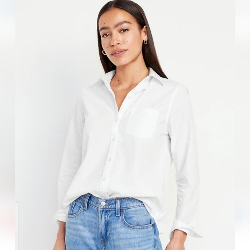Old Navy Classic Crisp White Button Down Shirt - Picture 2 of 7